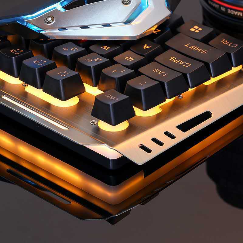 Wired gaming keyboard
